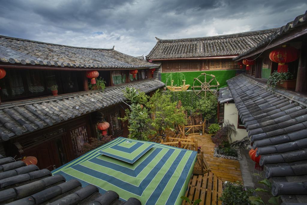 Secret Garden Hotell Lijiang  Exteriör bild
