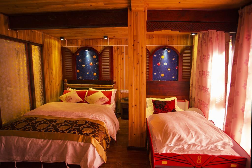 Secret Garden Hotell Lijiang  Rum bild