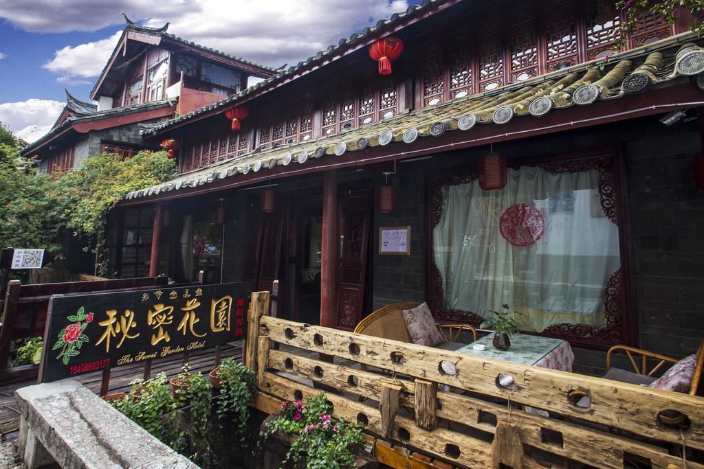 Secret Garden Hotell Lijiang  Exteriör bild