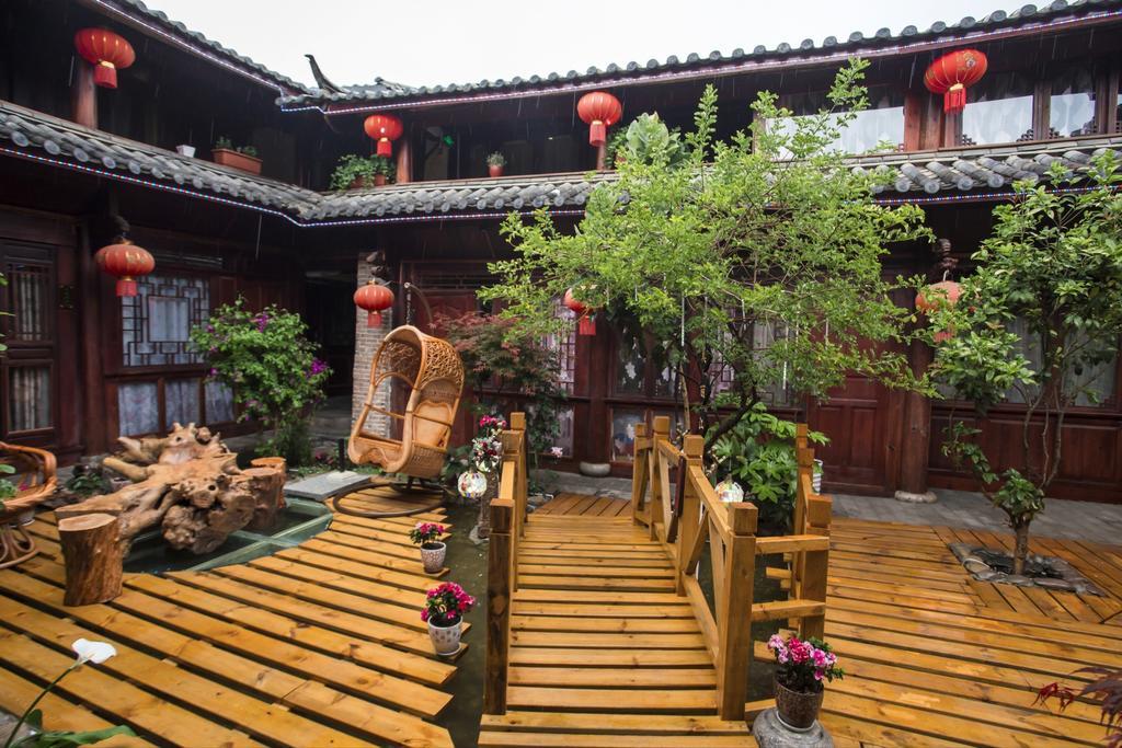 Secret Garden Hotell Lijiang  Exteriör bild